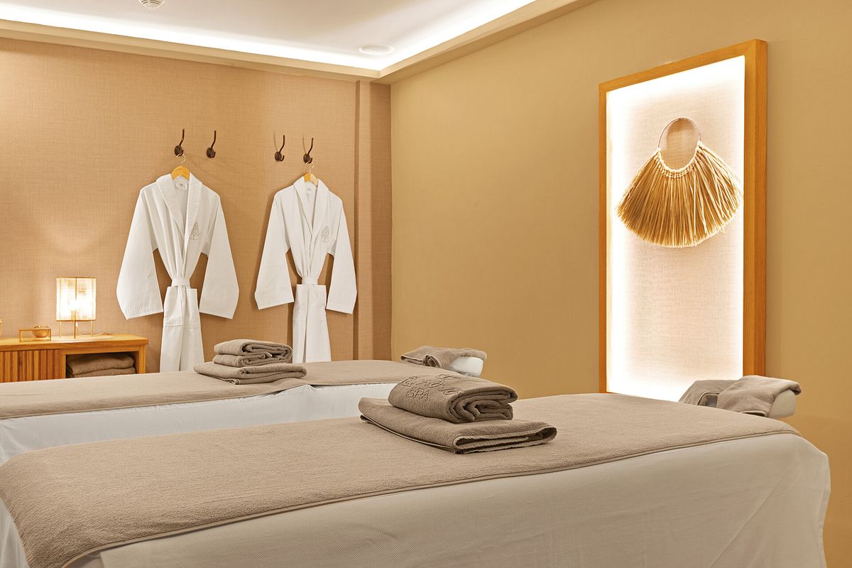 Luxury spa treatment room Goa